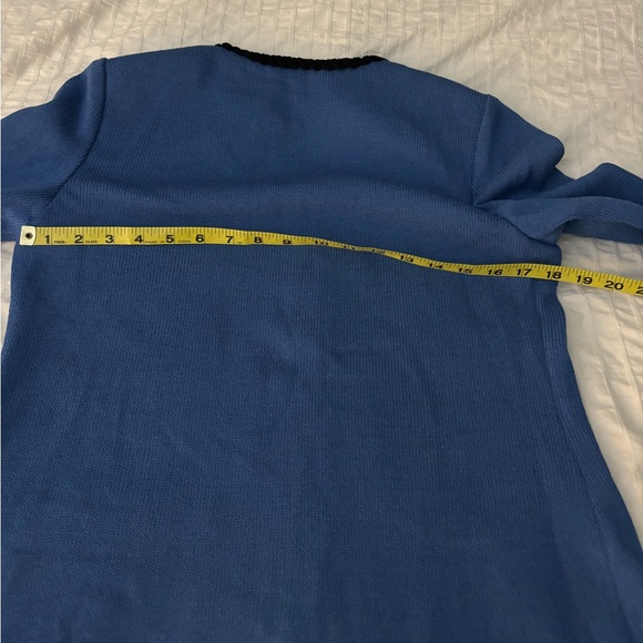 St John Collection Size 6 zip up sweater jacket Periwinkle Blue with Black Trim - Picture 9 of 13